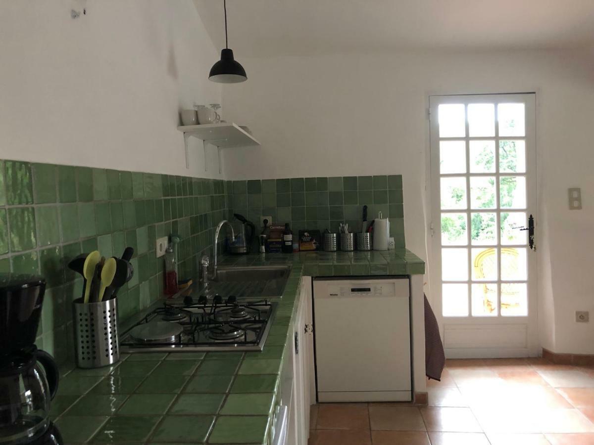 Ferme Le Pavillon Bed & Breakfast Bargemon Екстериор снимка