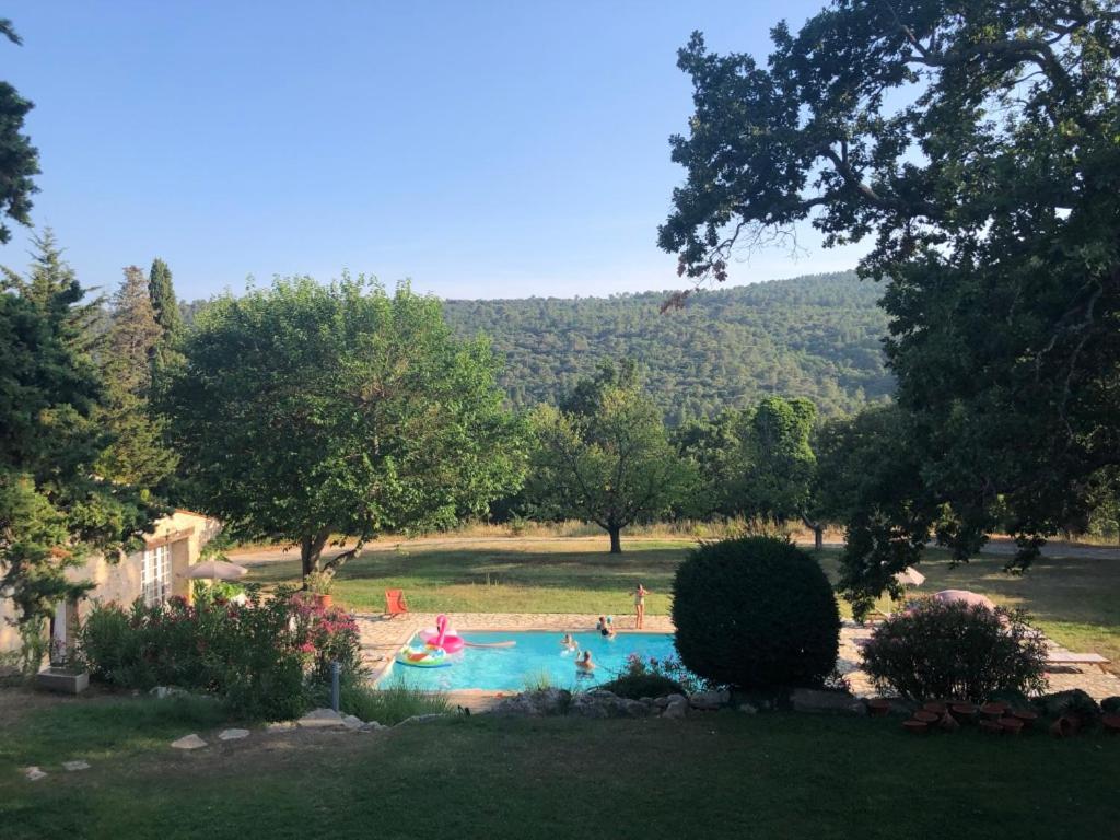 Ferme Le Pavillon Bed & Breakfast Bargemon Екстериор снимка